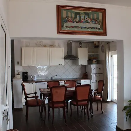 Nikola Leko ゲストハウス フヴァル