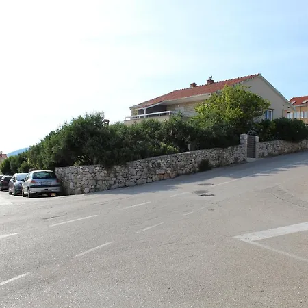 Nikola Leko 3* Hvar Town