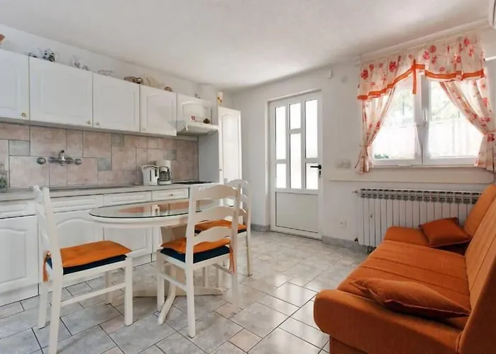 Konukevi Nikola Leko Hvar Town