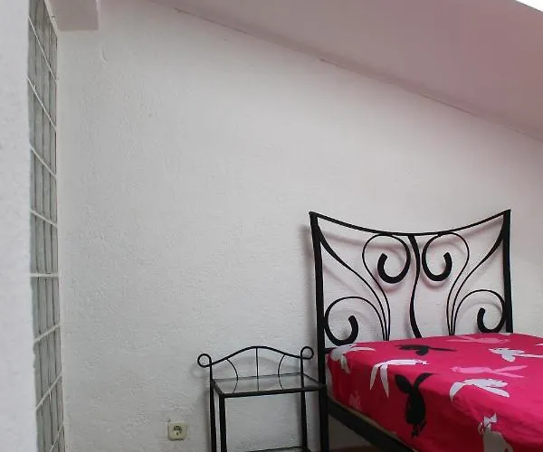 Konukevi Nikola Leko Hvar Town